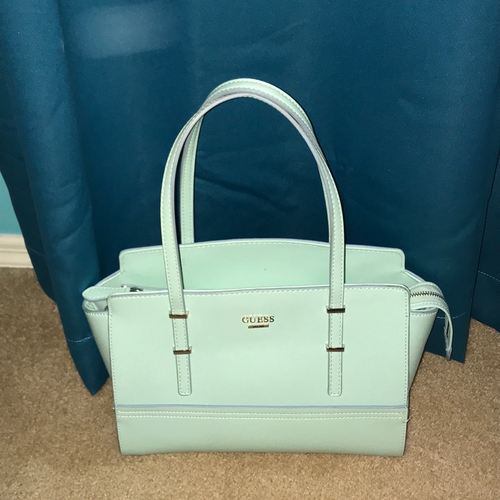 GUESS HANDBAG